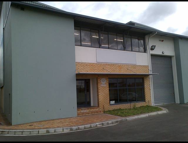 400M² FACTORY TO LET IN AIRPORT INDUSTRIA